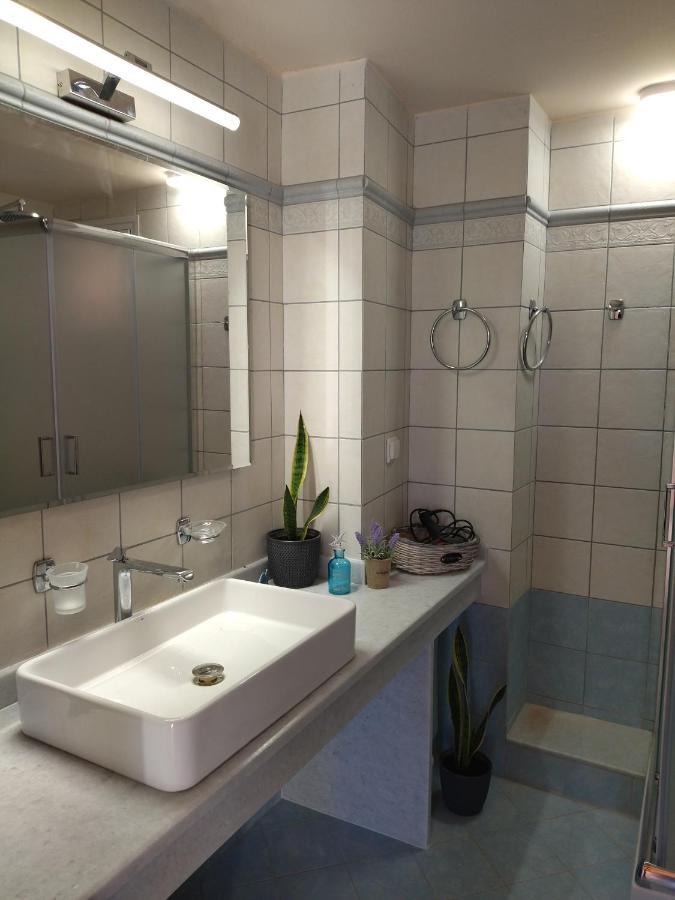 Villa Serenity Vovikes Ngoại thất bức ảnh
