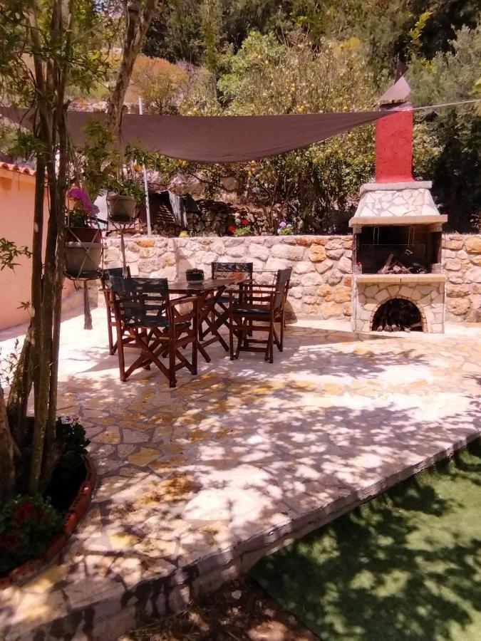 Villa Serenity Vovikes Ngoại thất bức ảnh